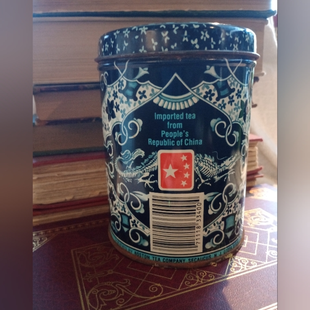 Vintage Boston's Chinese Tea Tin - Picture 2 of 6